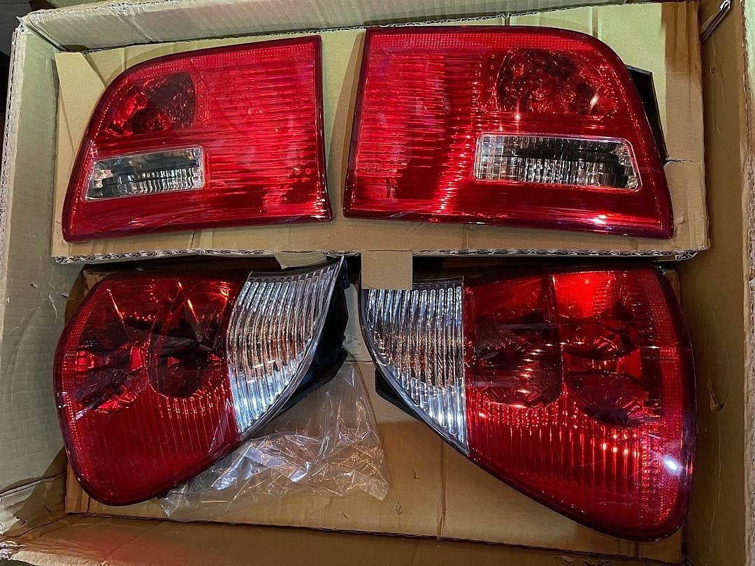 00-06 BMW X5 RED CLEAR PAIR OF TAILLIGHTS