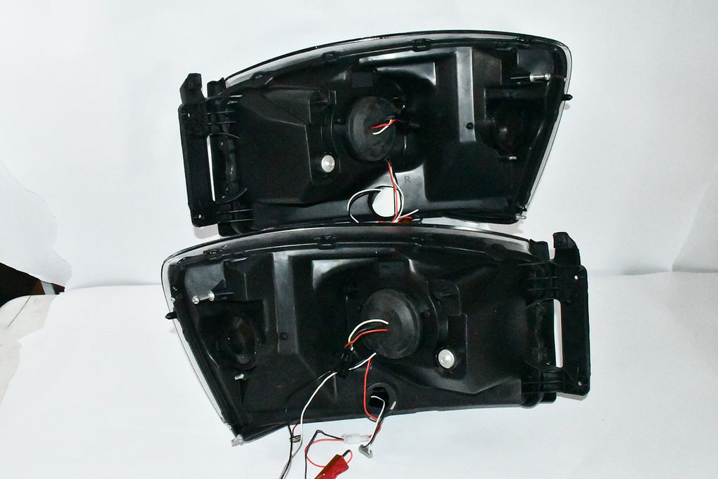 REFURBISHED 06-08 DODGE RAM 1500 06-09 DODGE RAM 2500 3500 BLACK HOUSING LED/ PROJECTOR