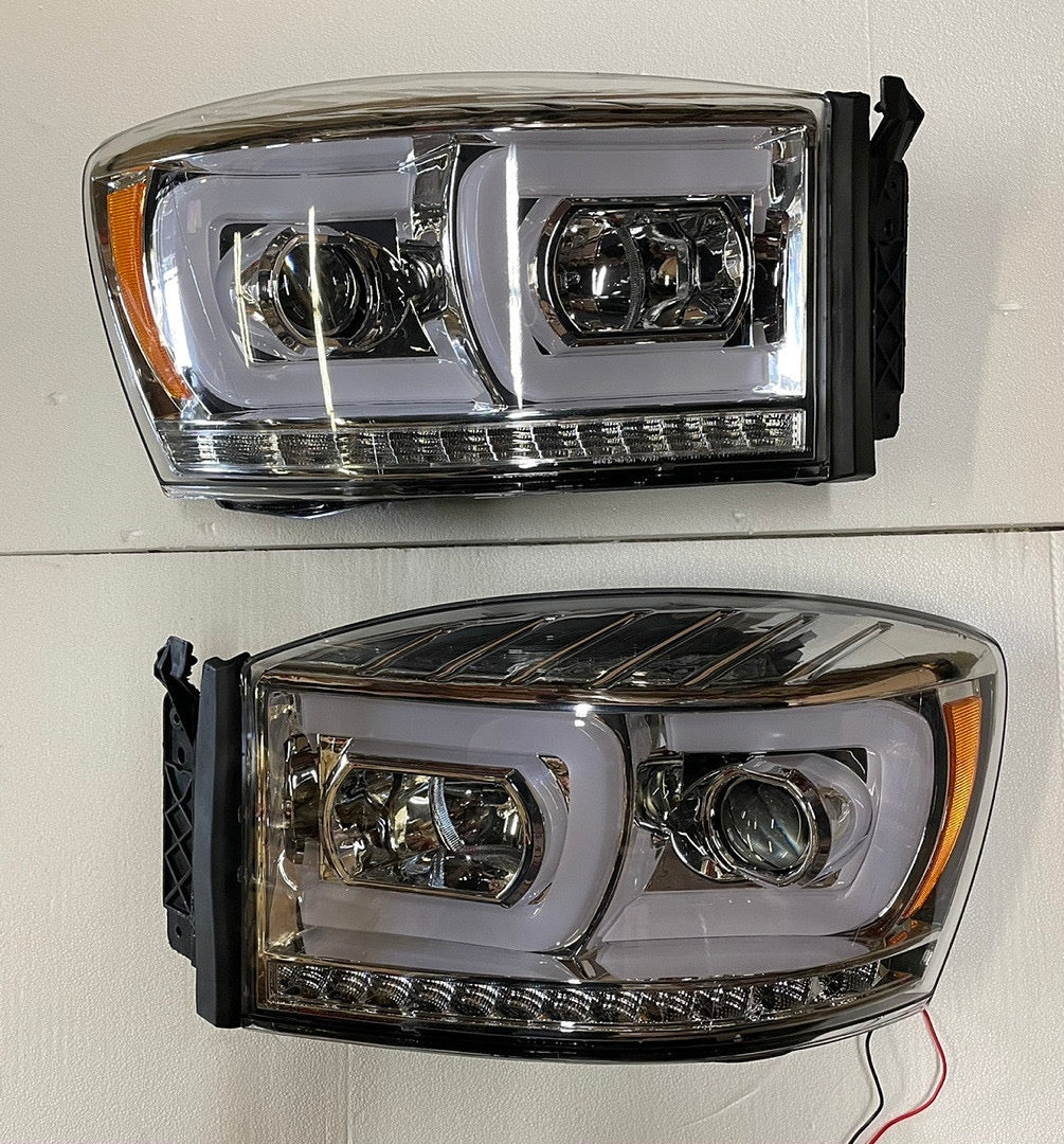 REFURBISHED 06-08 DODGE RAM 1500 06-09 DODGE RAM CHROME HOUSING LED/ PROJECTOR SEQUENTIAL TURN SIGNAL