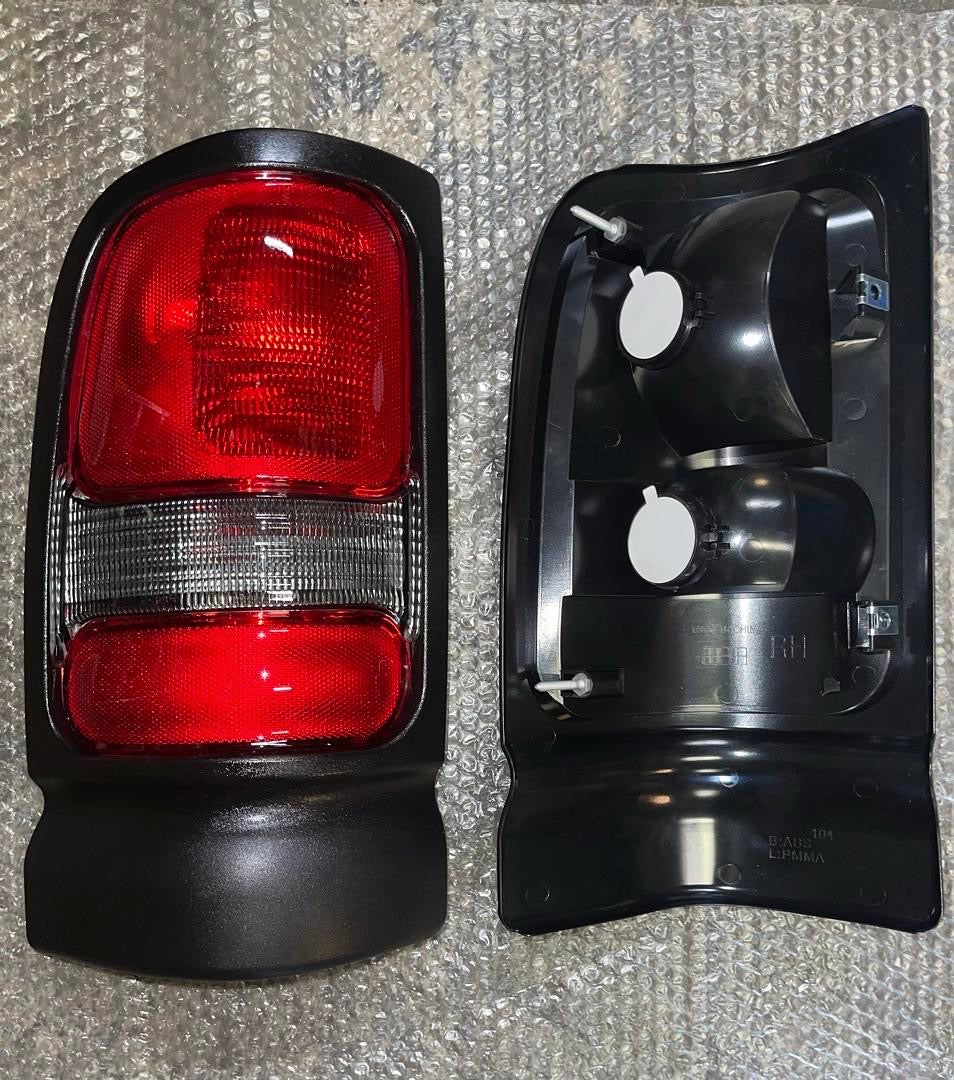 94-01 DODGE RAM BLACK OE STYLE TAILLIGHTS