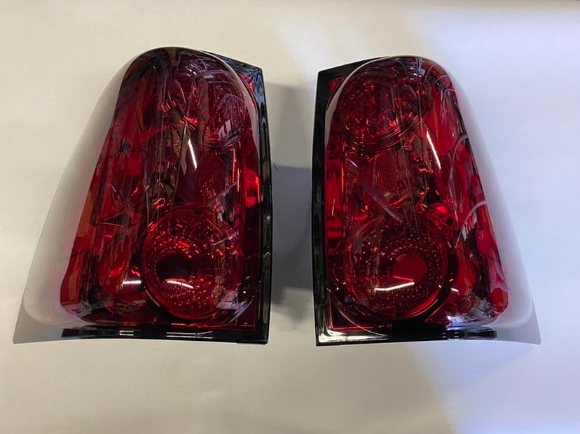 03-06 FORD EXPEDITION LED REAR RED TAILLIGHTS