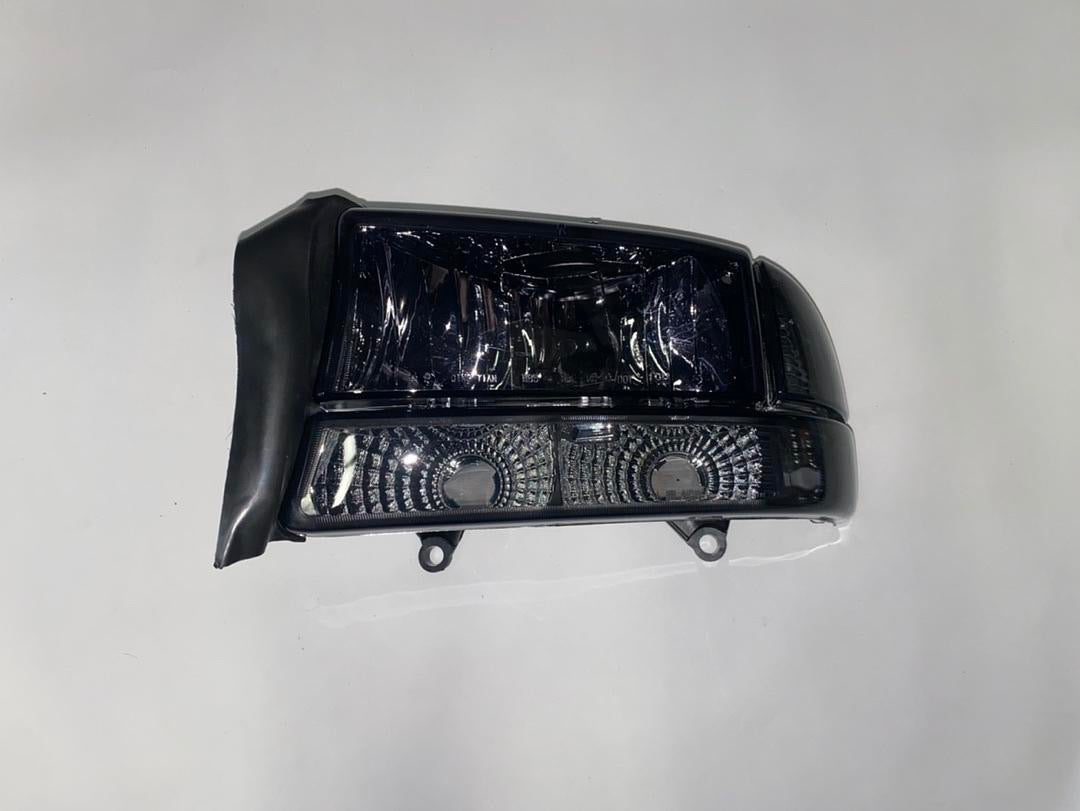 98-04 DODGE DURANGO / DAKOTA SMOKED LENS CLEAR CORNER HEADLIGHTS
