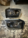 05-07 DODGE DAKOTA PAIR OF BLACK HOUSING CLEAR CORNER HEADLIGHTS