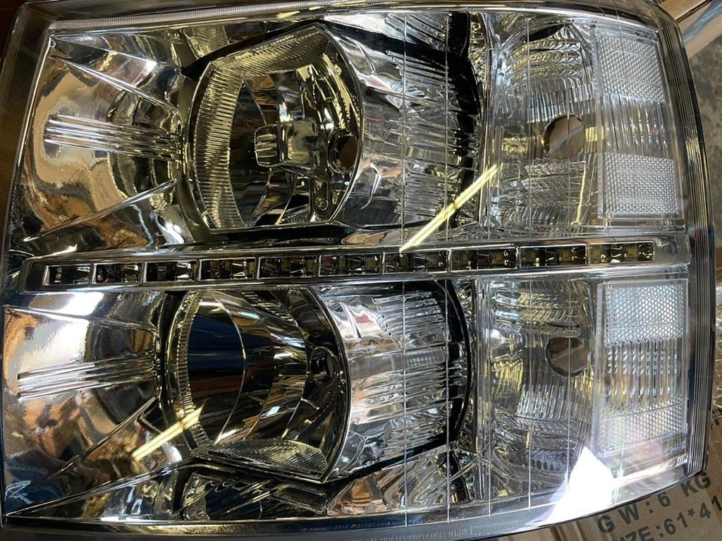 REFURBISHED 07-13 CHEVY SILVERADO LED CHROME CLEAR HEADLIGHTS