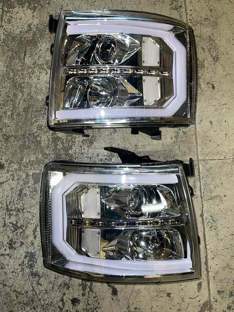 REFURBISHED OPEN BOX 07-13 CHEVY SILVERADO LED DRL PROJECTOR HEADLIGHT