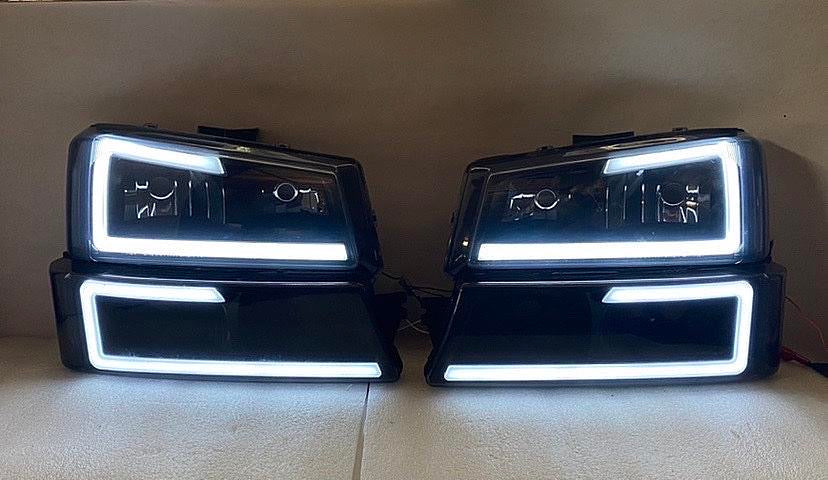 03-06 CHEVY SILVERADO 4pcs black housing smoked lens led drl headlights