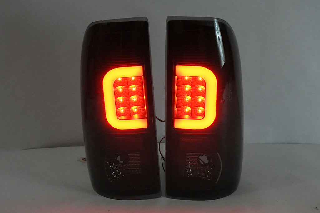 08-16 FORD F-250 / F-350 / F-450 / F-550 SUPER DUTY BLACK HOUSING AND SMOKED AND C-STYLE LED TAIL LIGHTS