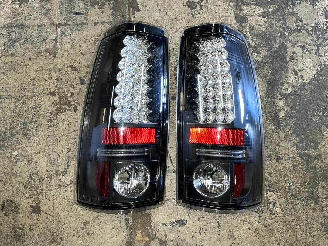 99-02 CHEVY SILVERADO BLACK HOUSING LED TAILIGHTS