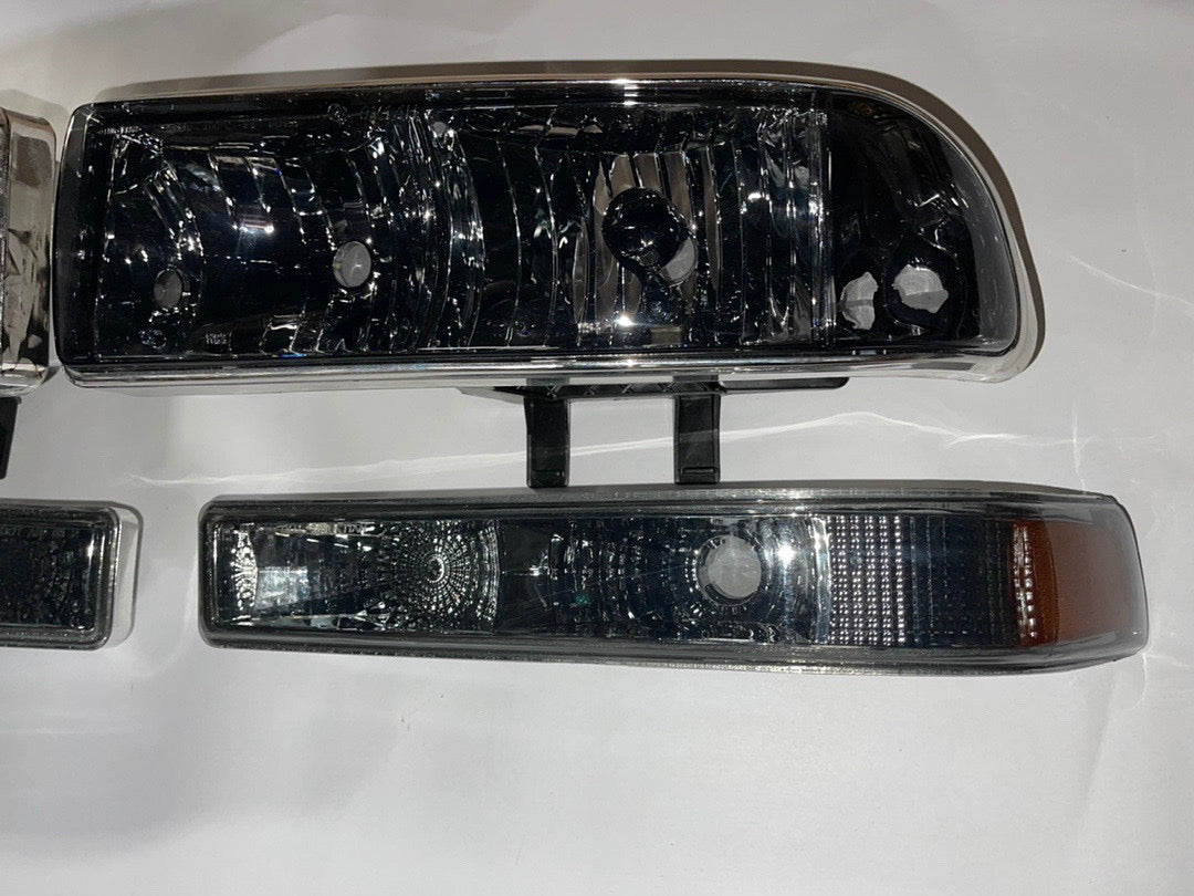 98-04 CHEVY BLAZER / S10 SMOKED HOUSING AND AMBER HEADLIGHTS