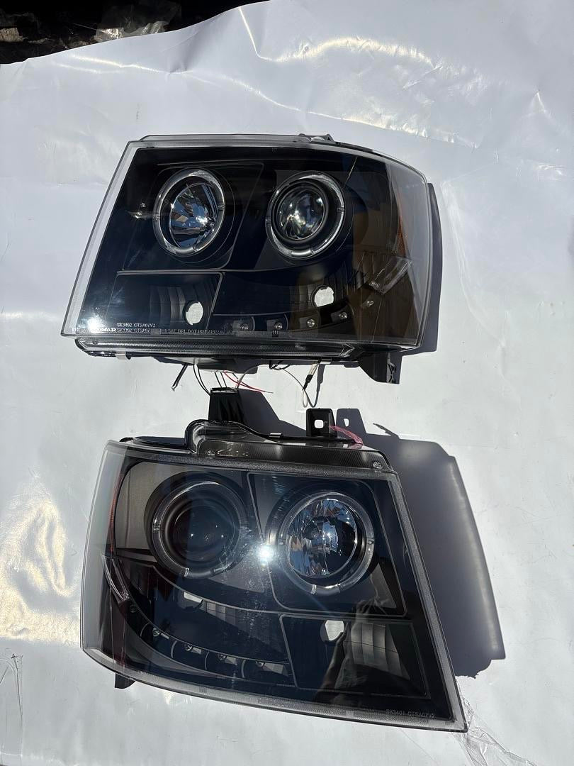 07-14 CHEVY TAHOE / SUBURBAN / AVALANCHE BLACK AMBER PROJECTOR LED HEADLIGHTS