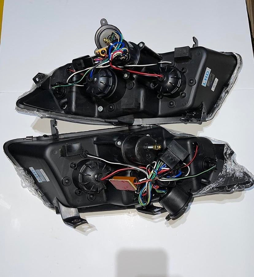 05-08 BMW 3-SERIES 4DR ONLY DUAL HALO PROJECTOR PAIR OF BLACK HEADLIGHTS BEAMERS