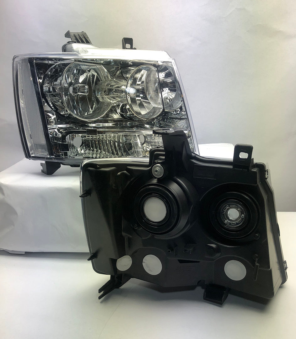 REFURBISHED PAIR OF HEADLIGHT FOR 07-14 CHEVY TAHOE/AVALANCHE/SUBURBAN CHROME HOUSING AND CLEAR