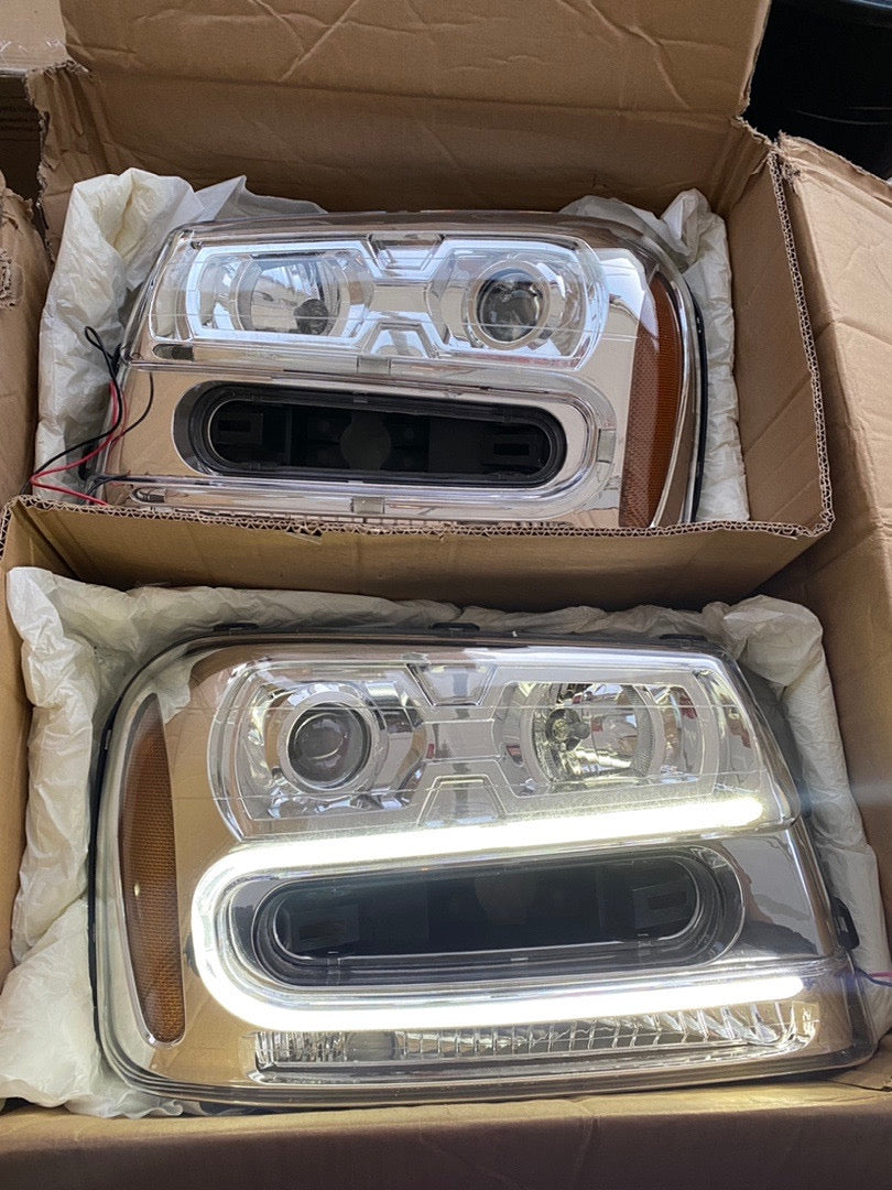 02-09 CHEVY TRAILBLAZER CHROME CLEAR HEADLIGHTS