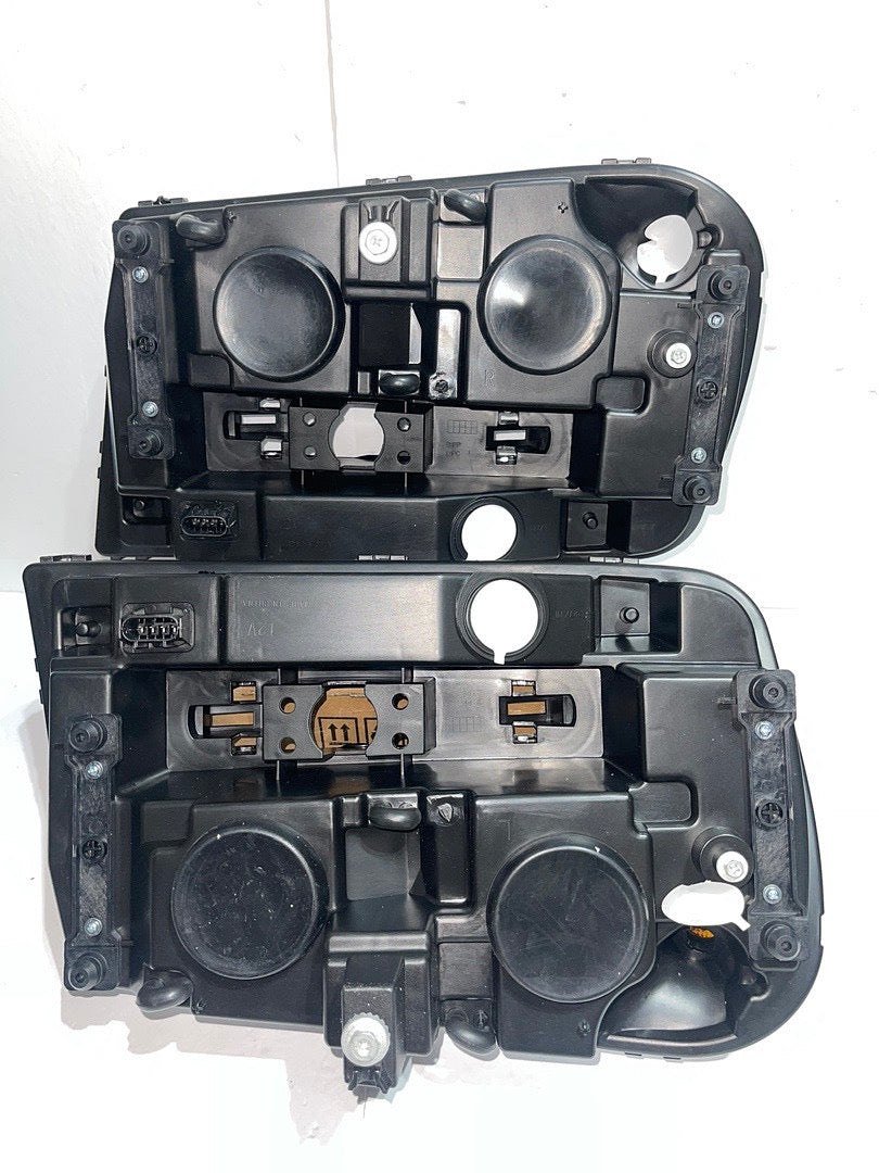 CHEVY TRAILBLAZER HEADLIGHTS FOR 2002 TO 2009