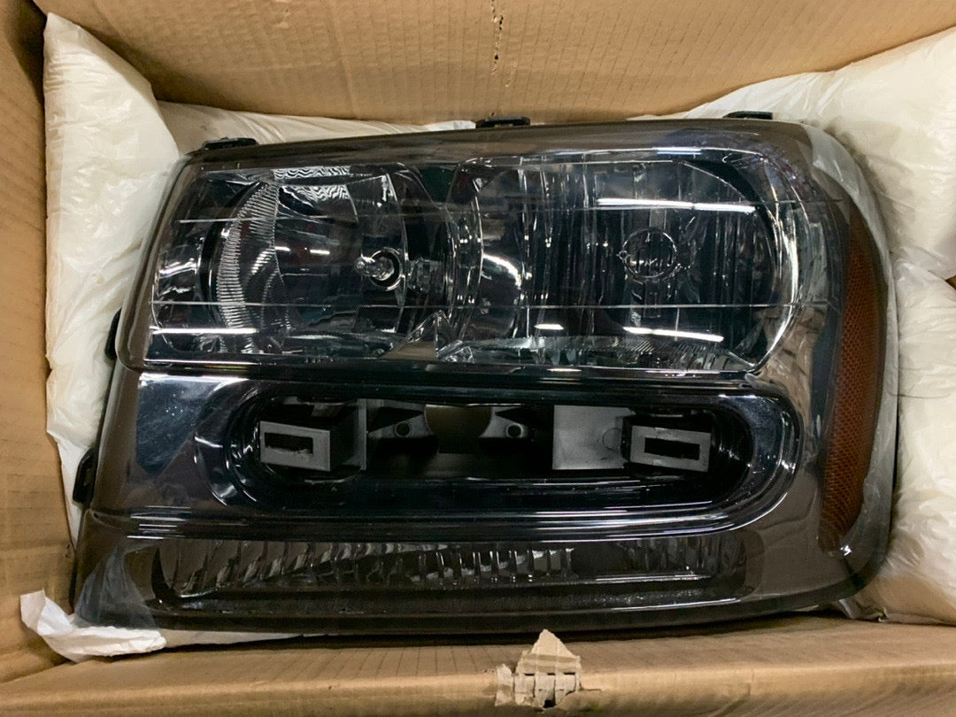 02-09 CHEVY TRAIL BLAZER AMBER SMOKED HEADLIGHTS