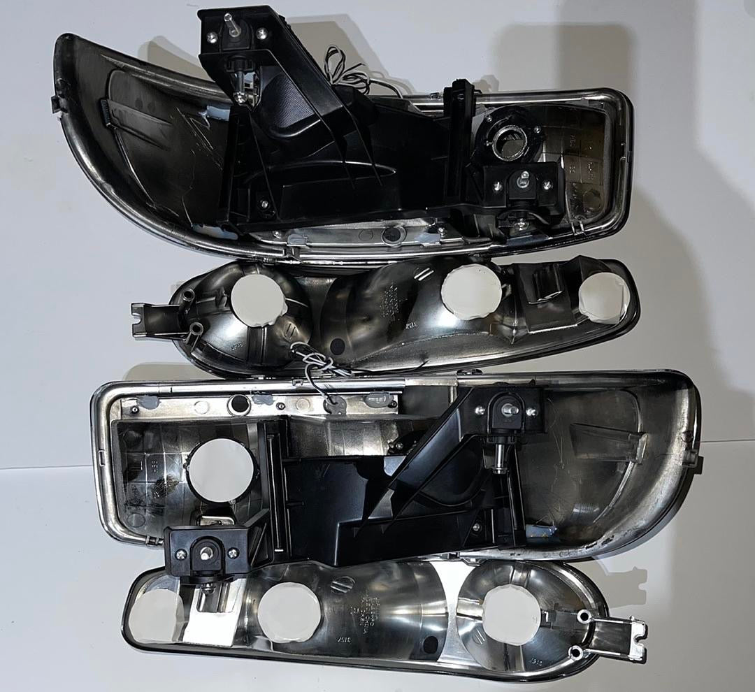 GMC SIERRA DENALI / YUKON DENALI SMOKED LED HEADLIGHTS FOR 1999 TO 2006