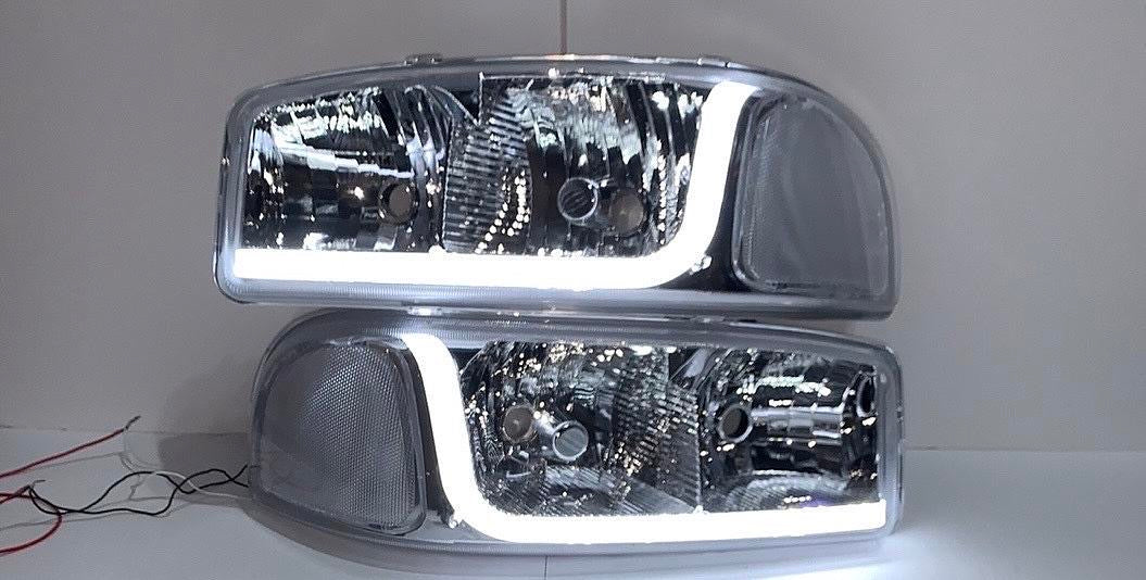 REFURBISHED 01-06 GMC DENALI CHROME CLEAR WITH LED HEADLIGHTS