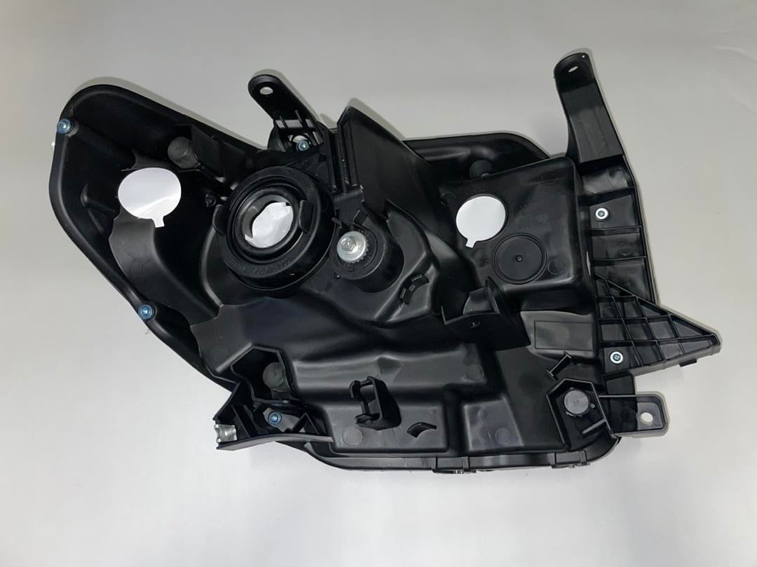 14-18 TOYOTA TUNDRA BLACK HOUSING WITH CLEAR REFLECTOR HEADLIGHTS