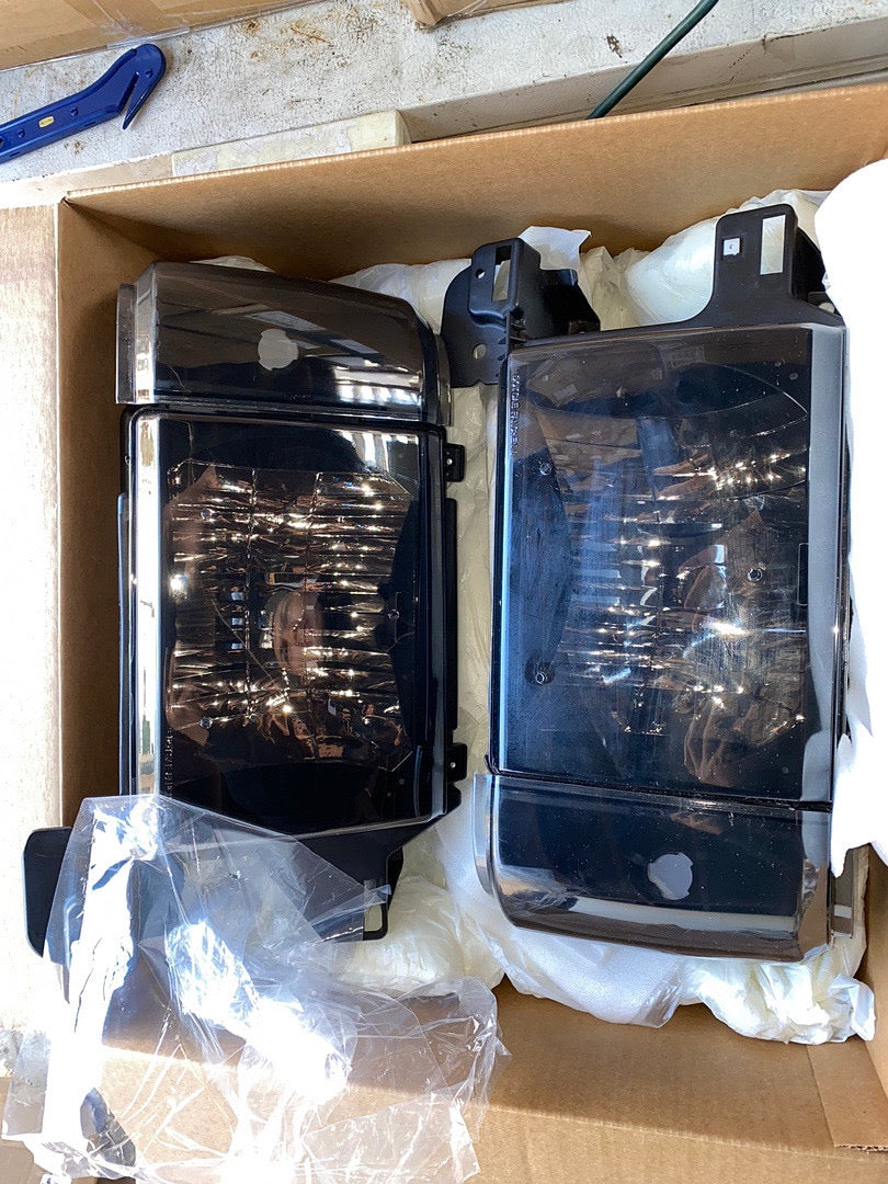 Open Box 87-91 FORD BRONCO 87-91 FORD F-150 F-250 F-350 CHROME HOUSING AND SMOKED HEADLIGHTS