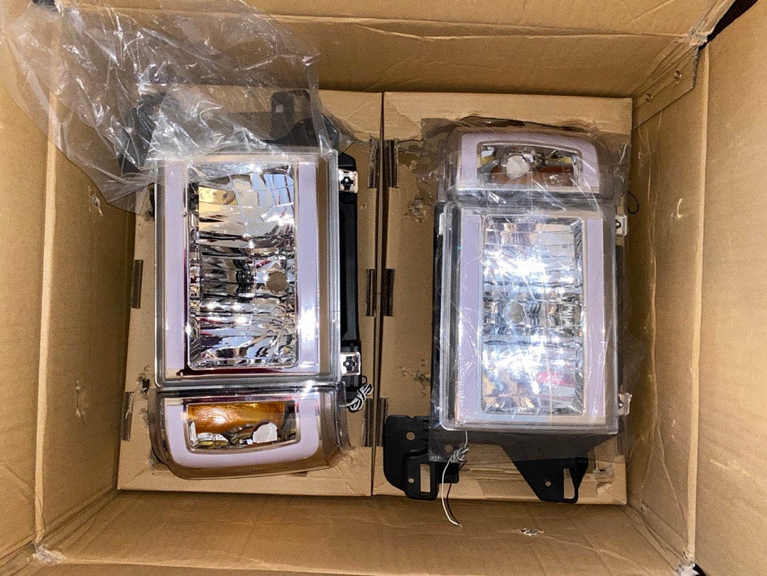 REFURBISHED 87-91 FORD BRONCO 87-91 FORD F-150 F-250 F-350 CHROME HOUSING WITH CLEAR AND AMBER LED HEADLIGHTS