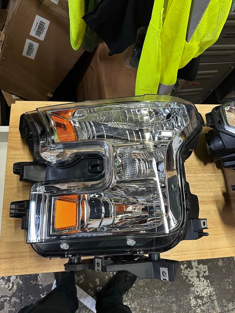 15-17 FORD F-150 CHROME HOUSING WITH AMBER CORNERS OE STYLE HEADLIGHTS