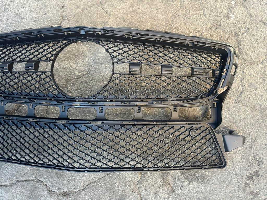 12-15 MERCEDES BENZ CLS550 FRONT GRILLE