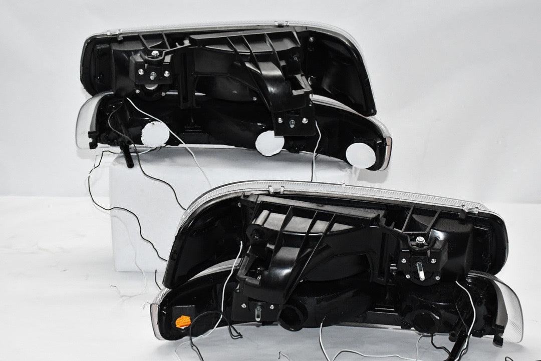 99-02 CHEVY SILVERADO 00-06 Tahoe suburban 4pcs black amber pair of headlights