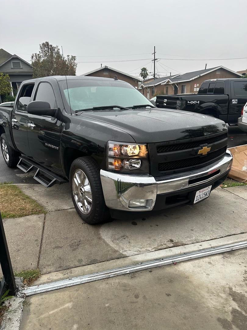 NEW !! 07-13 CHEVY SILVERADO BLACK HOUSING AND CLEAR