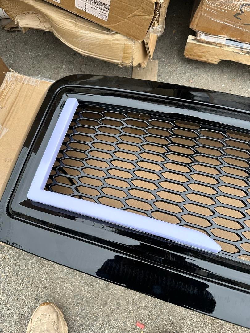 08-10 FORD F250 - F550 SUPER DUTY LED DRL HONEYCOMB MESH FRONT GRILLE GLOSSY BLACK