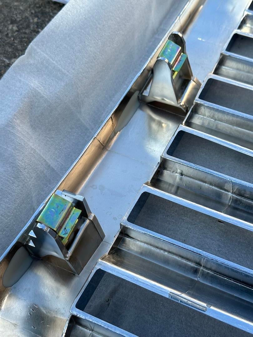 05-07 FORD F-250 F-350 F-450 F-550 SUPER DUTY CHROME GRILLE