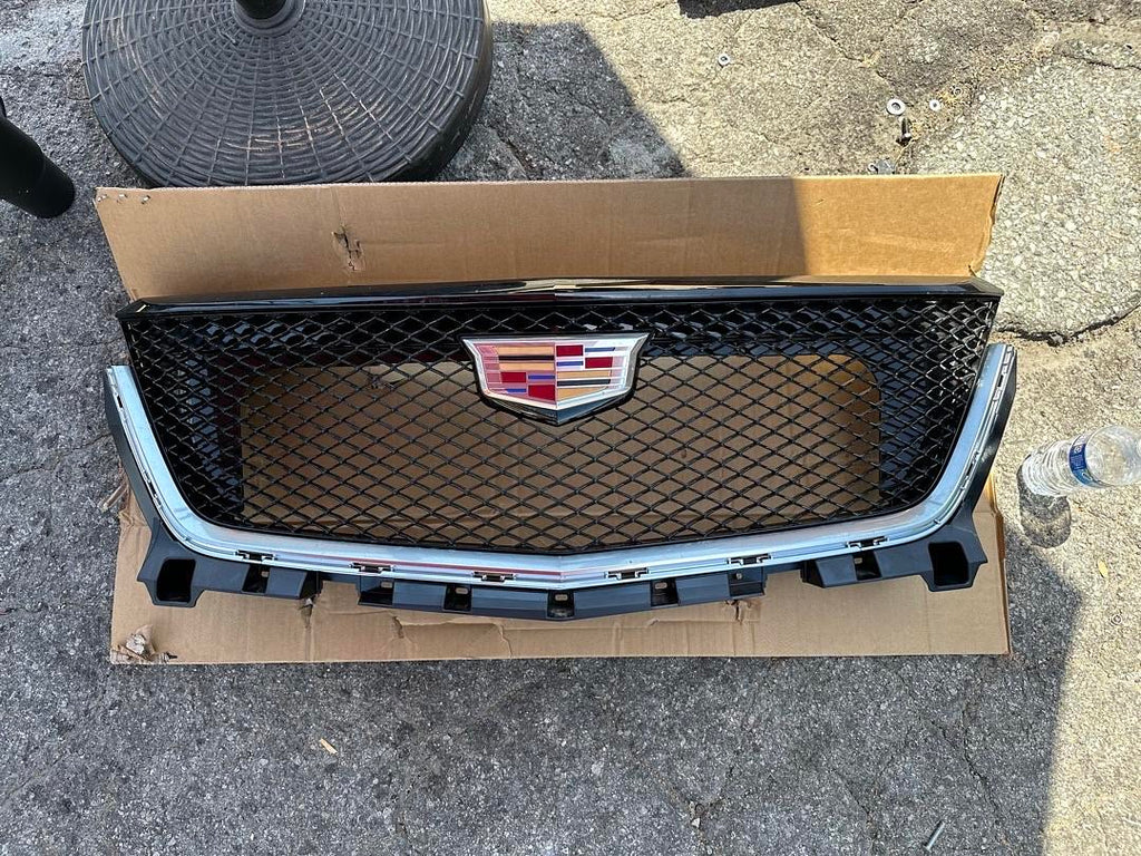 20-21 CADILLAC XT6 FRONT BLACK MESH GRILLE