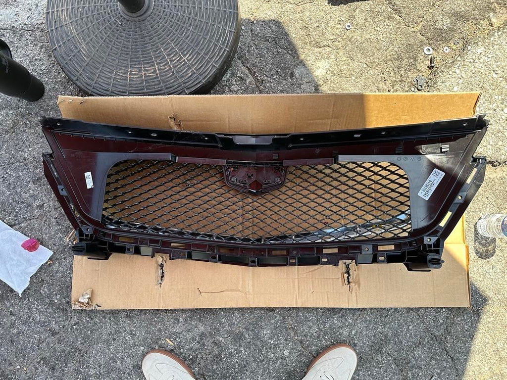 20-21 CADILLAC XT6 FRONT BLACK MESH GRILLE