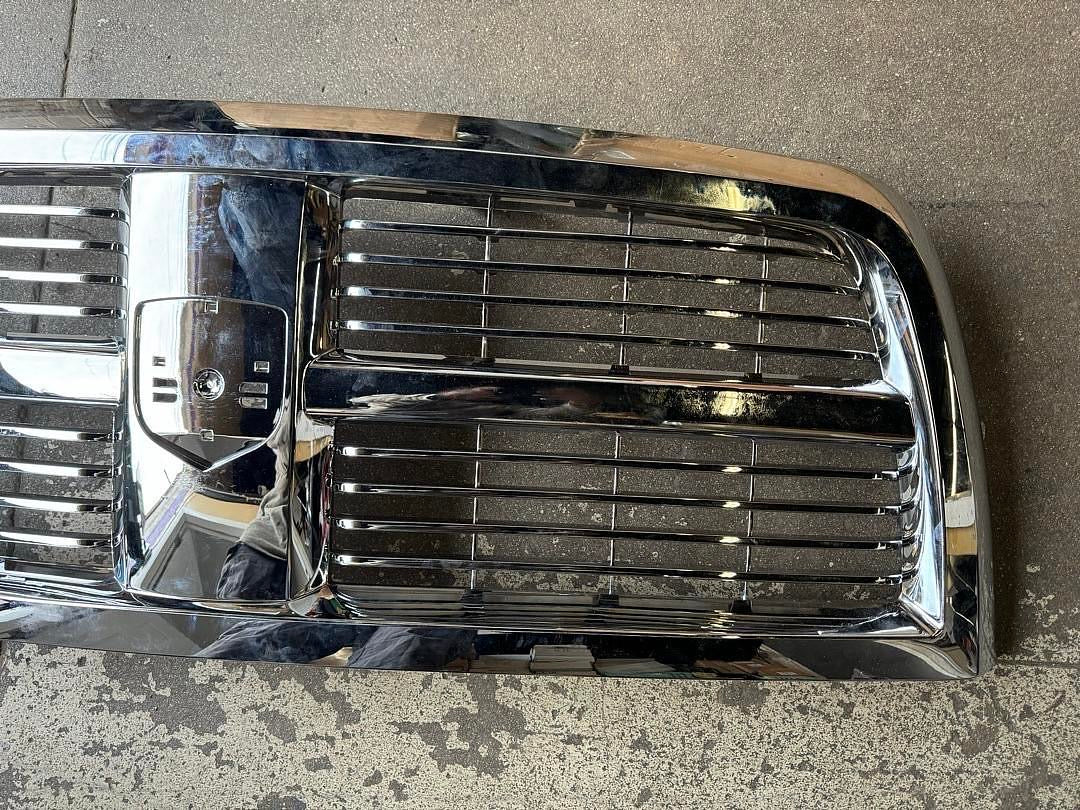10-12 DODGE RAM 2500/3500 2010 GRILLE CHROME