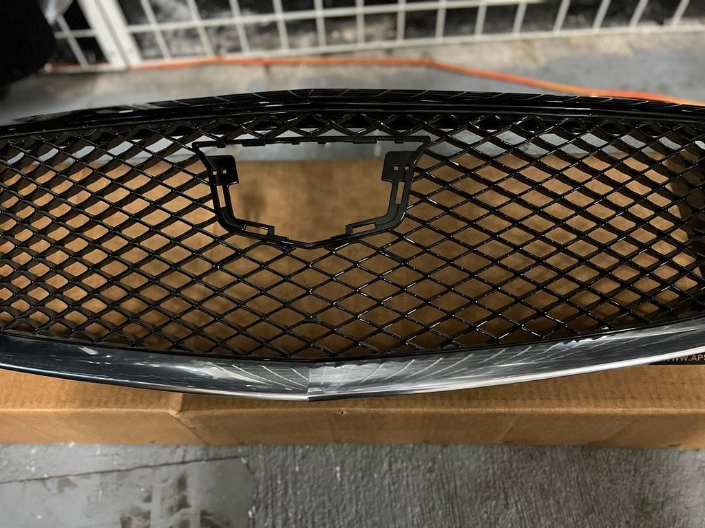 CADILLAC CT5 2020-2023 FRONT GRILLE BLACK SPORT WITHOUT CAMERA