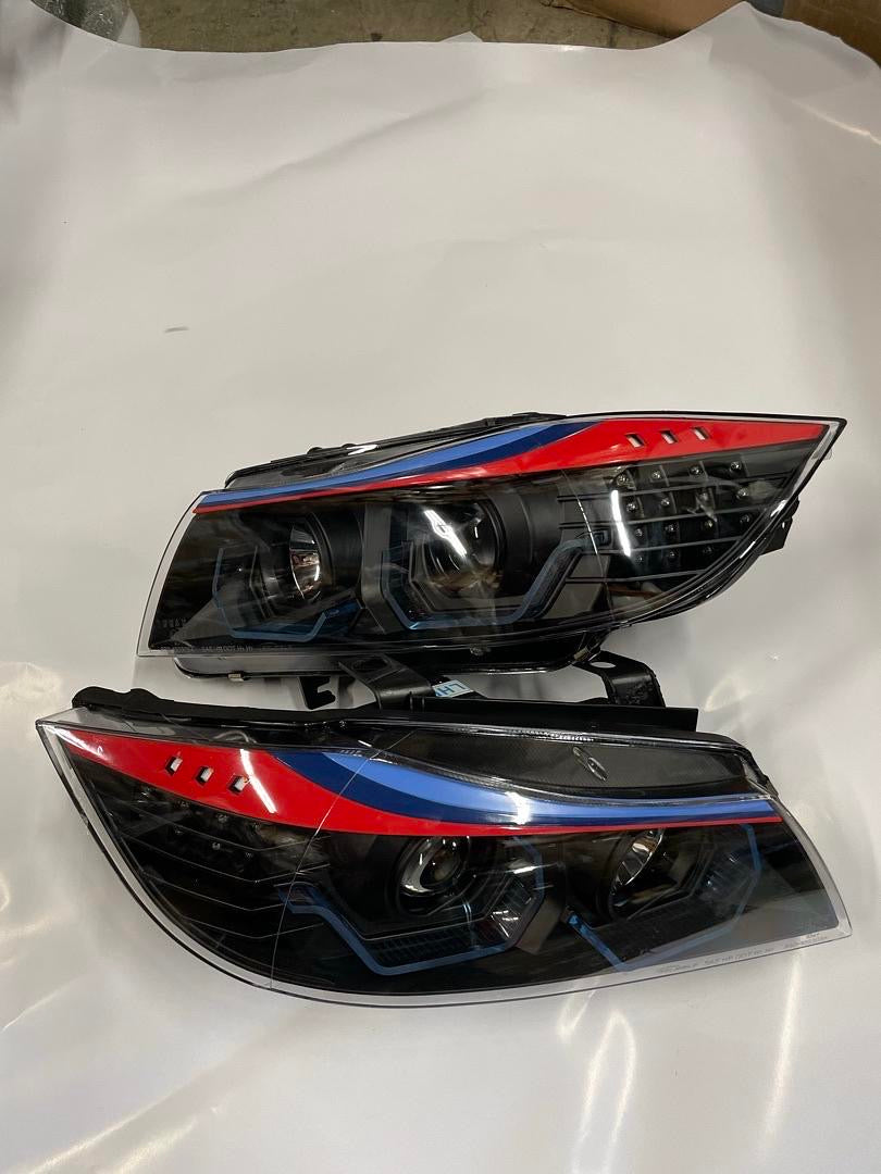 REFURBISHED 05-08 BMW 325I/325XI M-STYLE CHROME HOUSING U-HALO APP CONTROL COLOR CHANGING HEADLIGHTS 05-08 BMW 325I/325XI