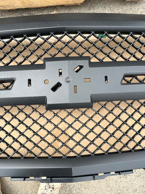 #R1 DISPLAY 14-15 CHEVY SILVERADO BLACK GRILLE