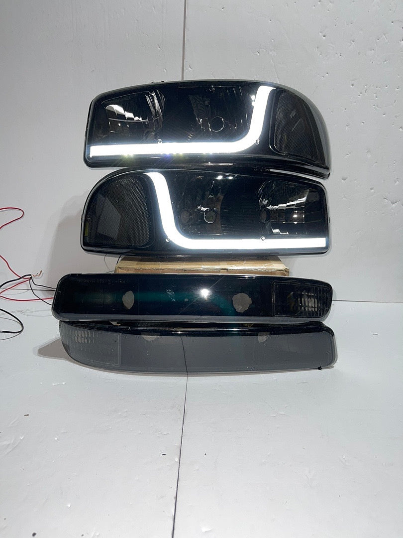 99-06 GMC SIERRA / YUKON BLACK SMOKED CLEAR LED HEADLIGHTS G1