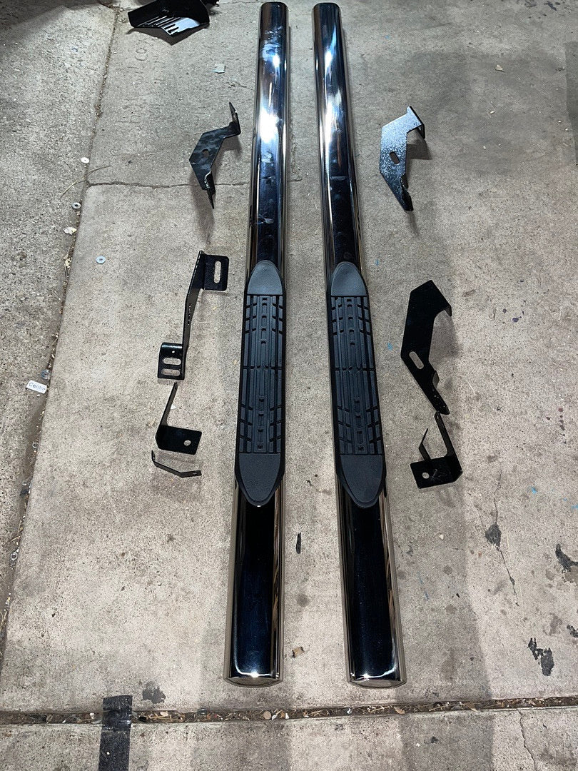 88-99 CHEVY GMC C/K SERIES EXTENDED CAB CHROME 4IN OVAL RUNNING BOARDS