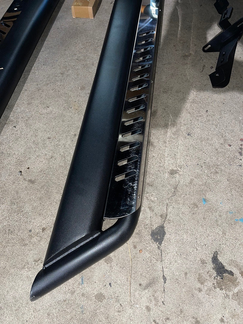 18-20 JEEP WRANGLER JL UNLIMITED 4DR DROPPED STEP CHROME/ BLACK BOARD