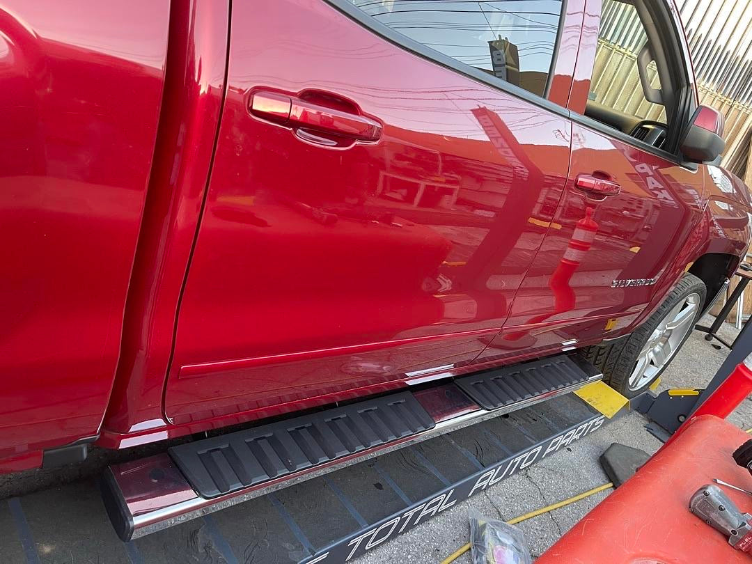05-23 TOYOTA TACOMA CREW CAB BLACK/ CHROME RUNNING BOARDS