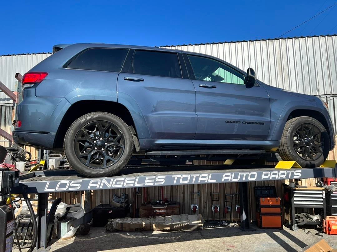 11-21 JEEP GRAND CHEROKEE 4 DOOR BLACK