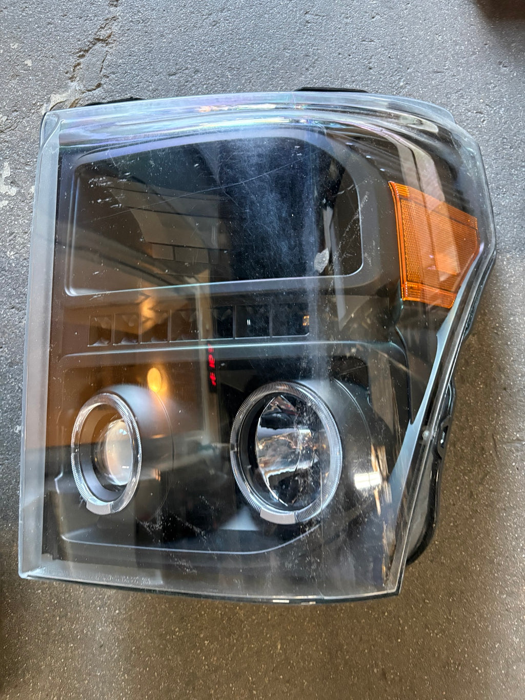 Open box Ford Super Duty black housing headlights - IMG_5827.jpeg