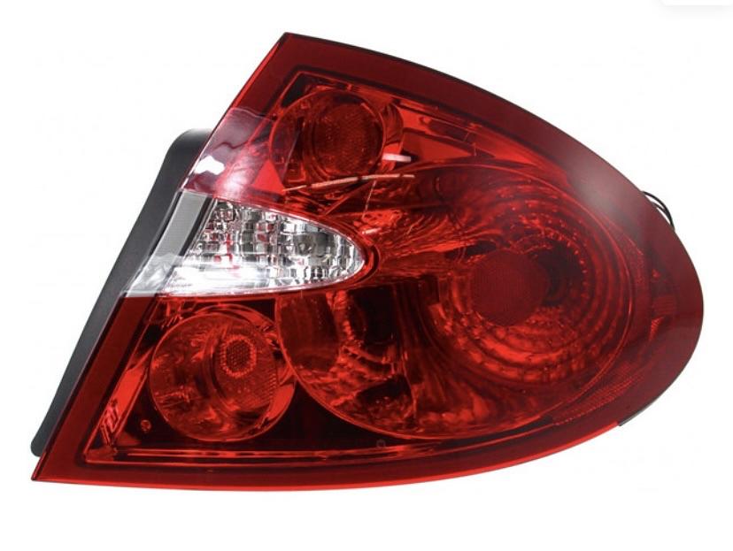 05-09 Buick Lacross Right Rear Taillight Original Oem Red
