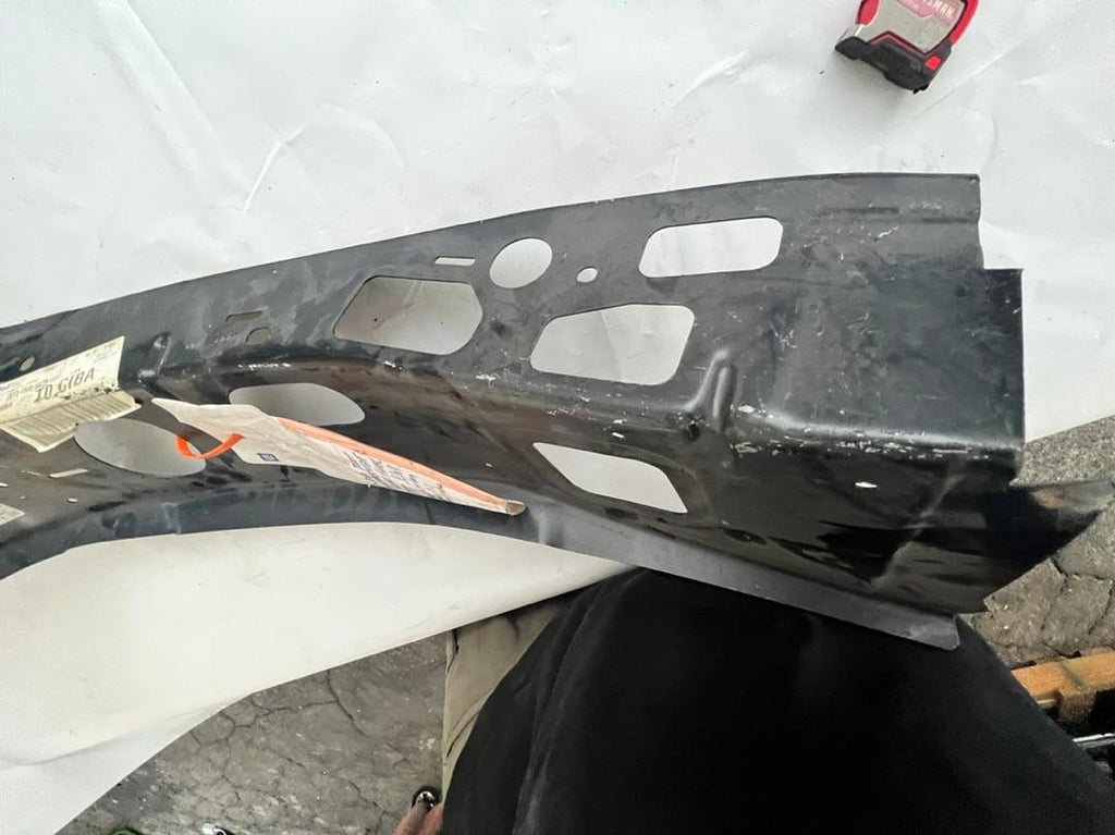 15757822 | OB # body d pillar floor pan reinforcement inner pillar panel 00-06 tahoe suburban avalanche 03-06 silverado / SS