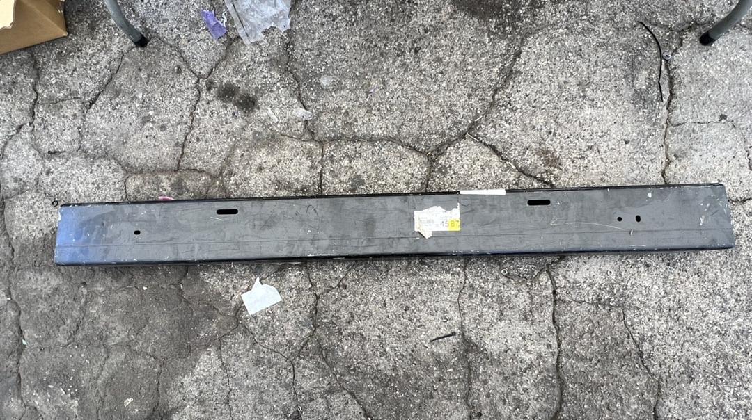 12533362 | 97-04 chevy corvette impact bar f-bar