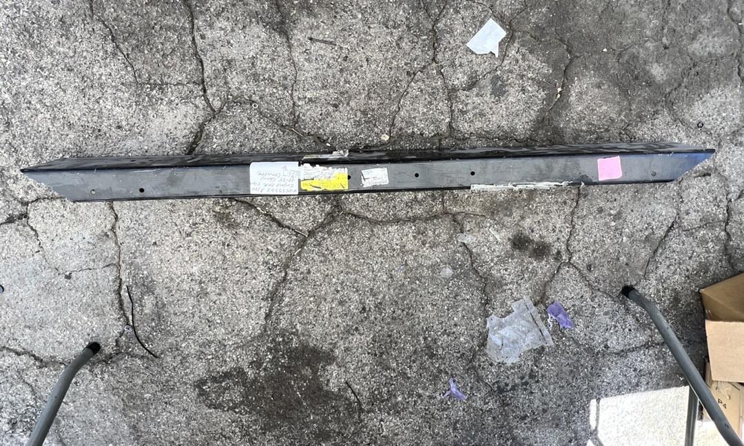 12533362 | 97-04 chevy corvette impact bar f-bar