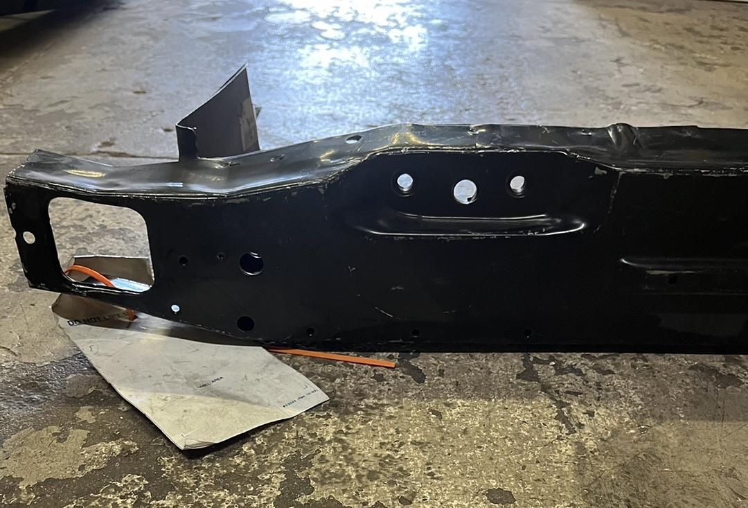 # 92-98 buick 87-96 chevrolet beretla 92-98 pontiac grand am front end lower bar radiator support