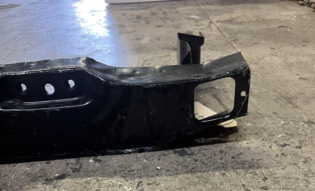 # 92-98 buick 87-96 chevrolet beretla 92-98 pontiac grand am front end lower bar radiator support