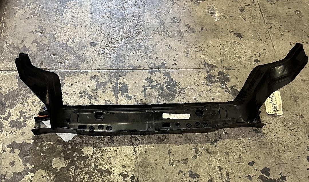 # 92-98 buick 87-96 chevrolet beretla 92-98 pontiac grand am front end lower bar radiator support