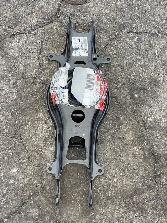 Rear Passenger Side Suspension Lower Control Arm - GM ()2018-2022 chevy camaro